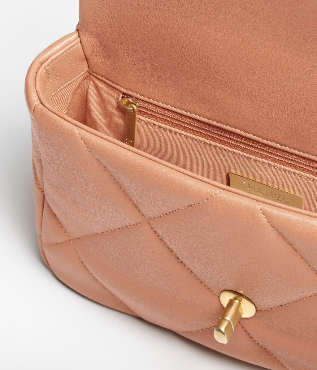 TAS CHANEL 19