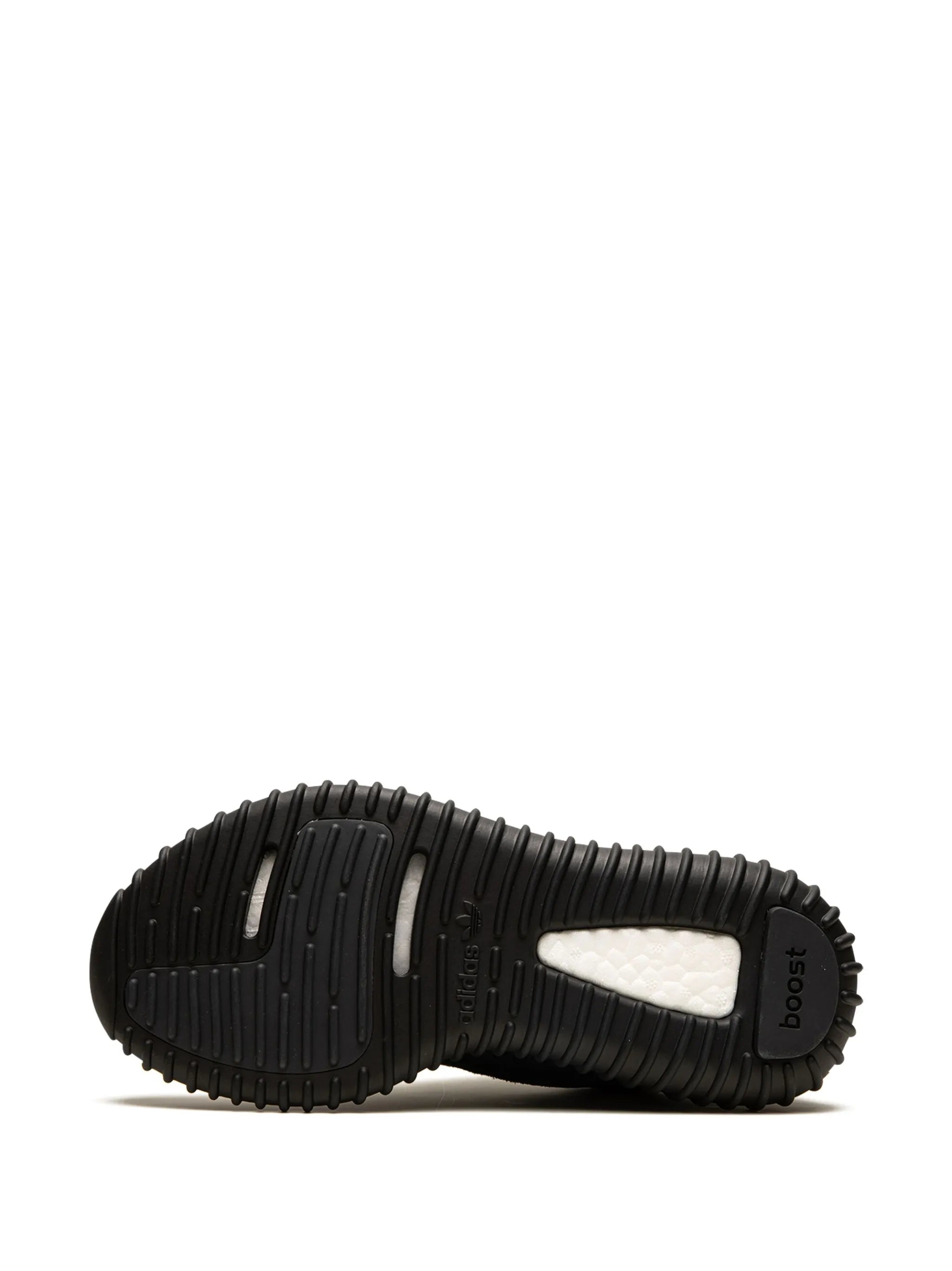 Yeezy Boost 350 Pirate Zwart 2023