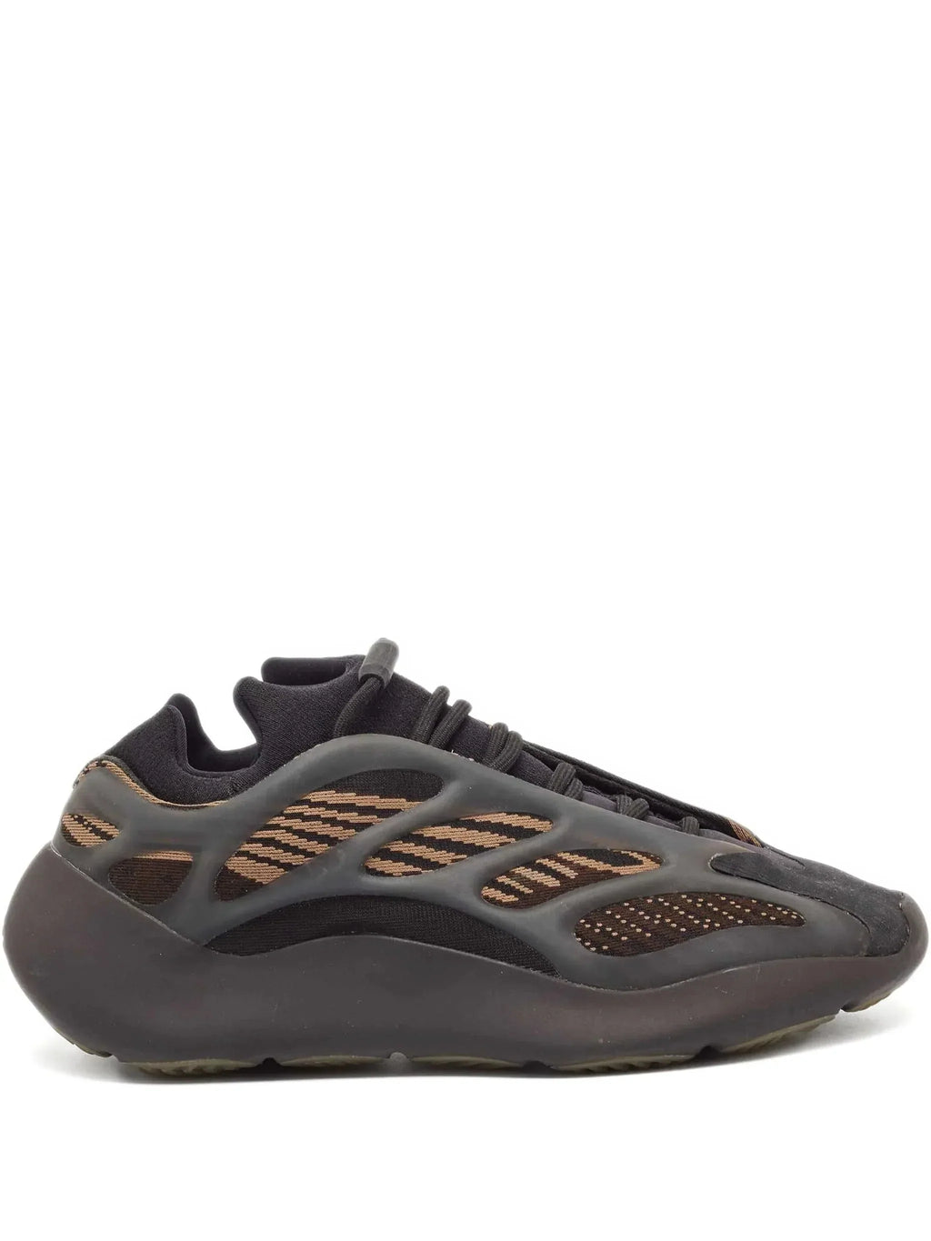 Yeezy 700 V3 Bruin donker