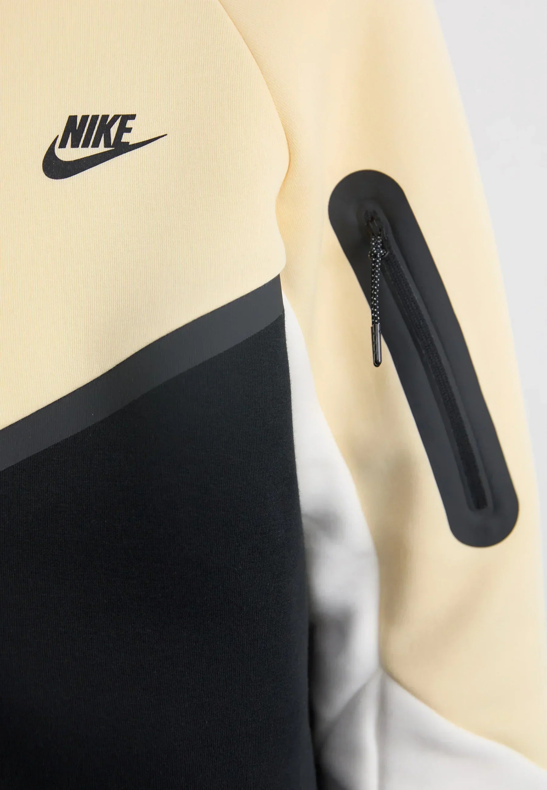 Nike Tech Fleece Rits Beige