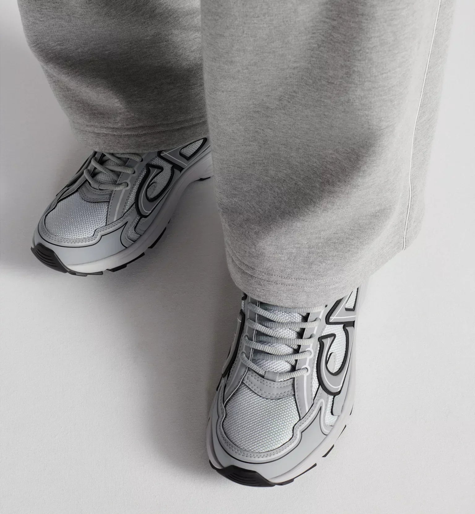 Sneaker B30 Grijs