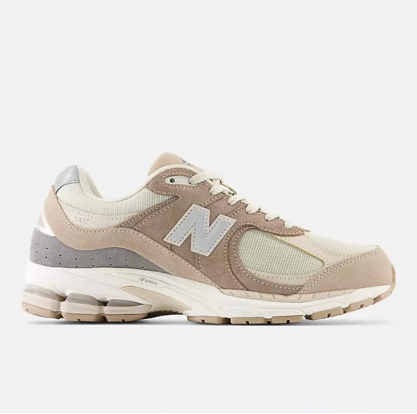 New Balance 2002R Protection Crème