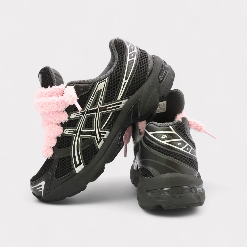 GEL-1130 Zwart Puur Zilver - Fluffy Veters Roze