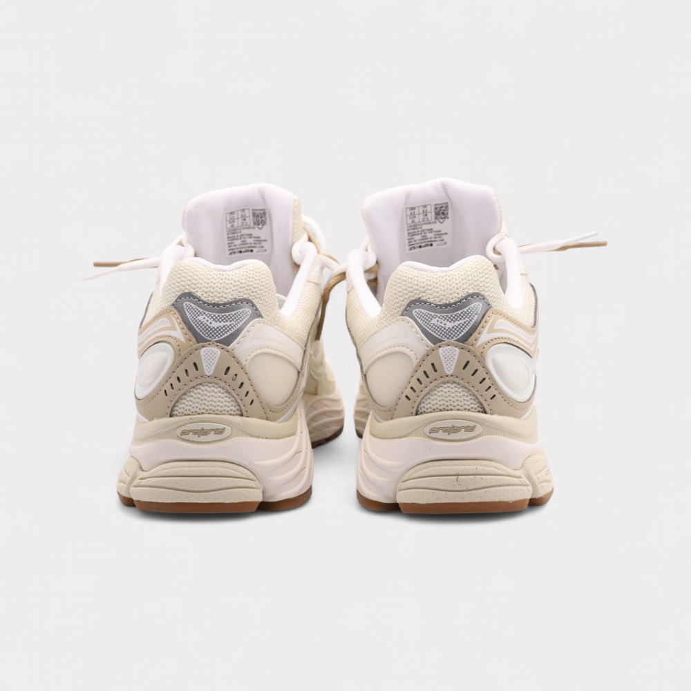 Saucony Progrid Omni 9 Beige - Dubbel Veters