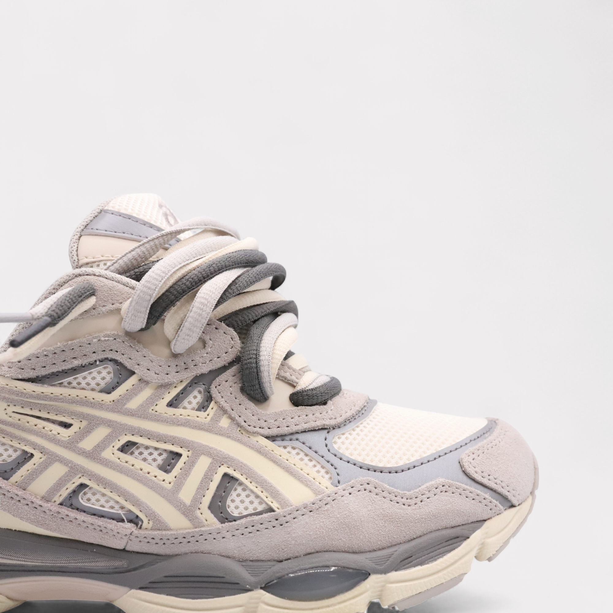 GEL-NYC Oyster Grijs - Triple Veters