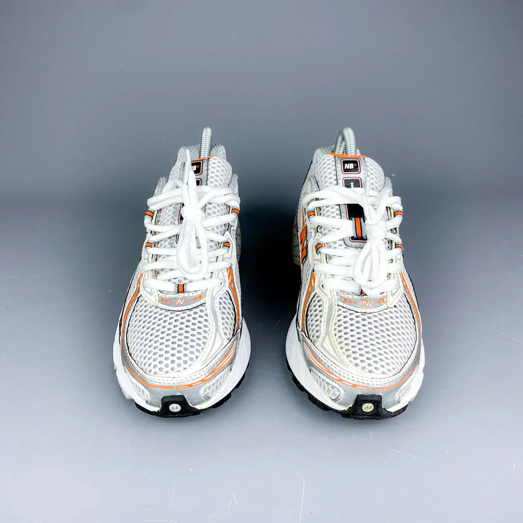 New Balance 740 Oranje