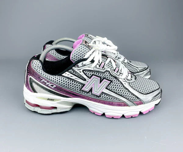 New Balance 740 Roze