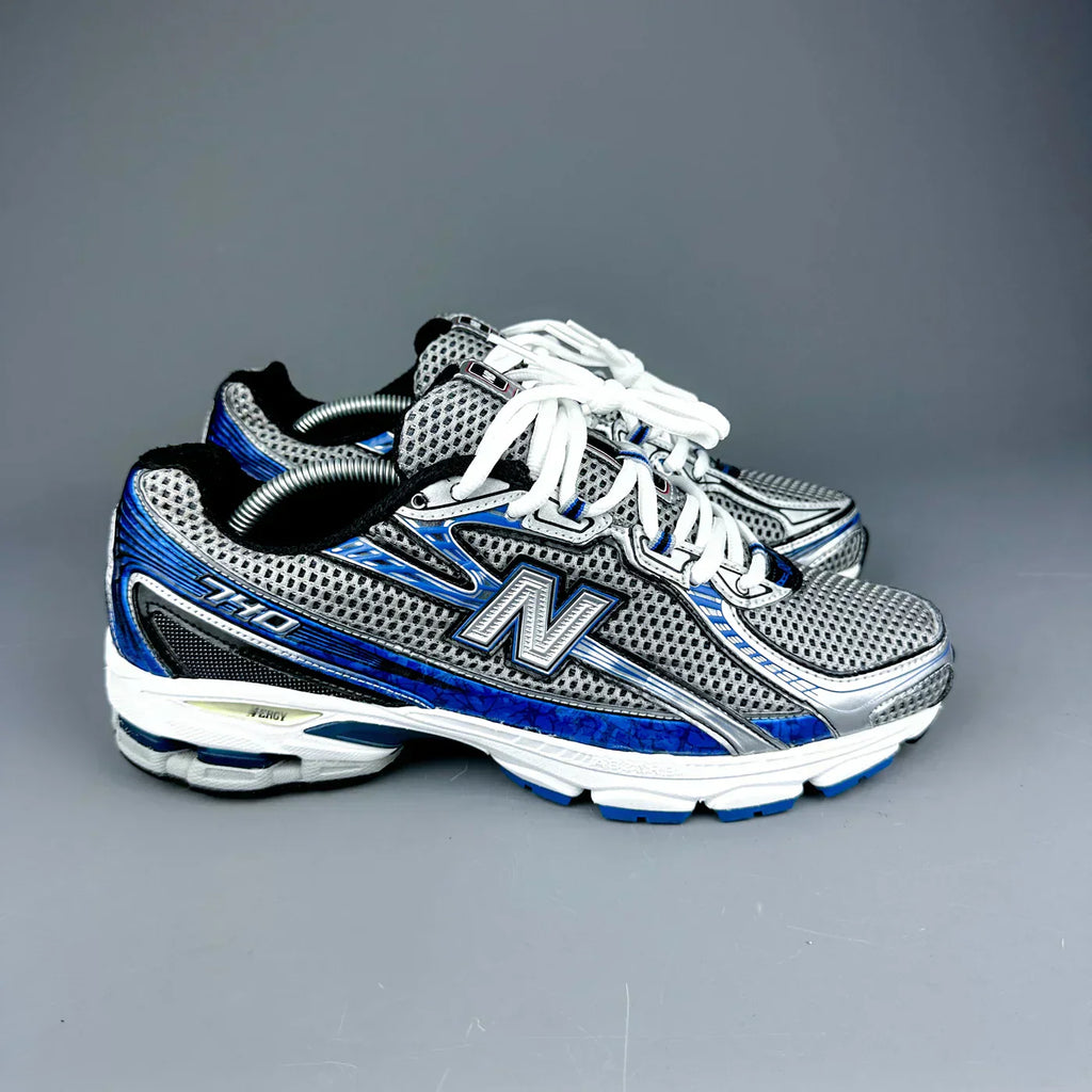 New Balance 740 Blauw Donker