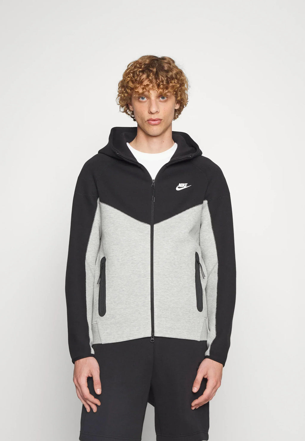 Nike Nouveau Tech Fleece Rits Zwart En Grijs