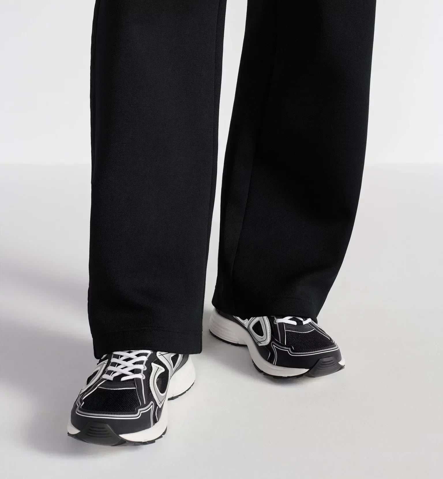 Sneaker B30 Zwart En Wit