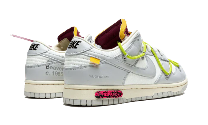 Nike® x Off-White® Dunk Laag lot 8