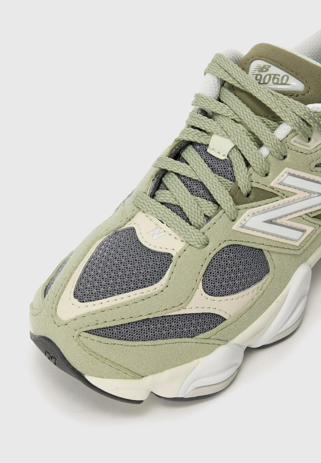 New Balance 9060 Groen Kaki