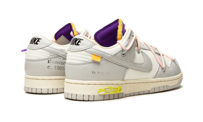 Nike® x Off-White® Dunk Laag lot 24