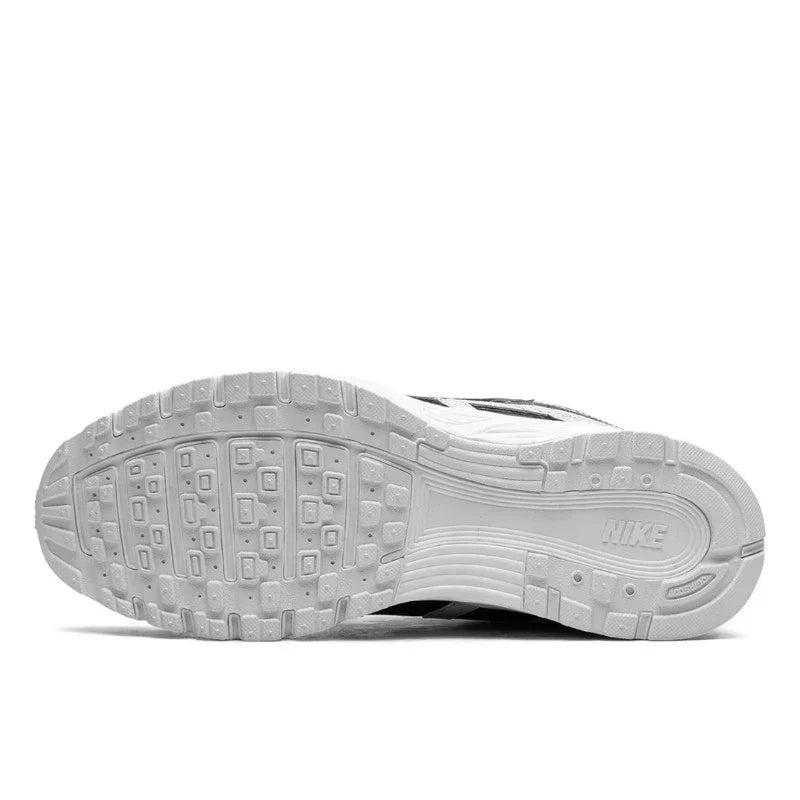 Nike P6000 Puur Platinum