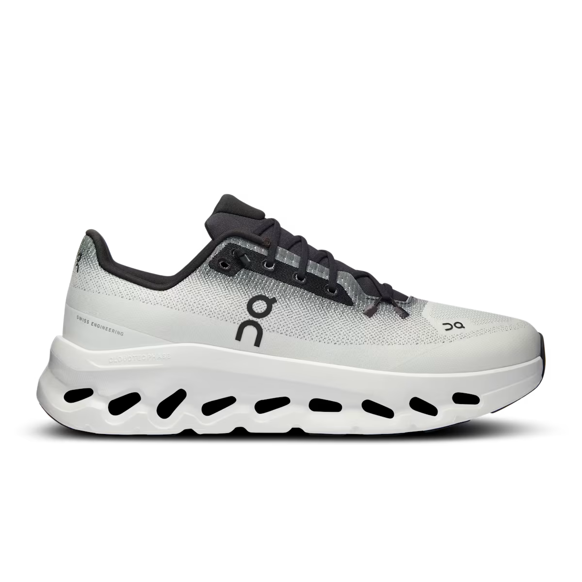ON Cloud sneaker in zwart en wit