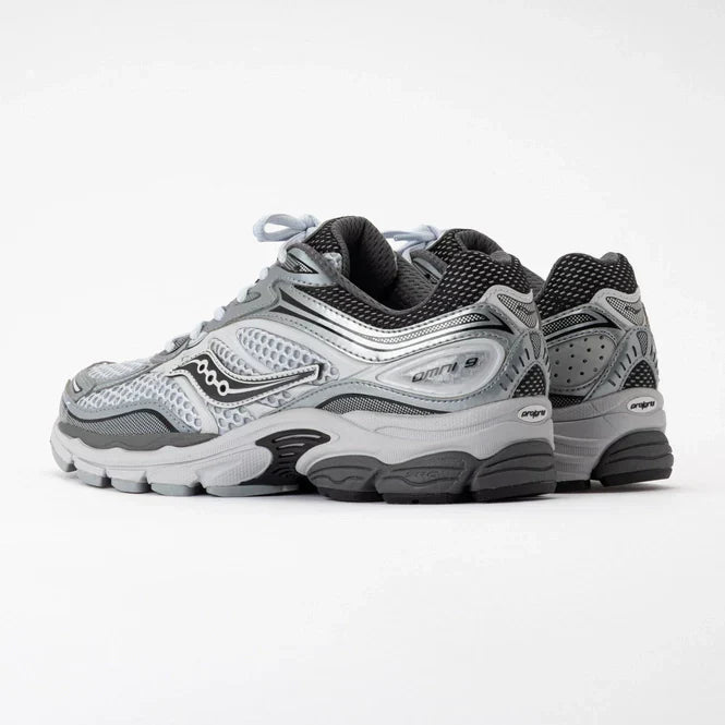 Saucony Progrid Omni 9 Microchip Grijs