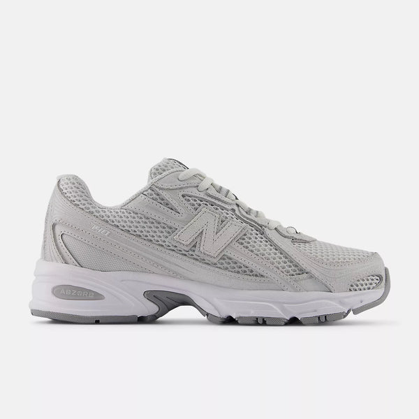 New Balance 740 Grijs