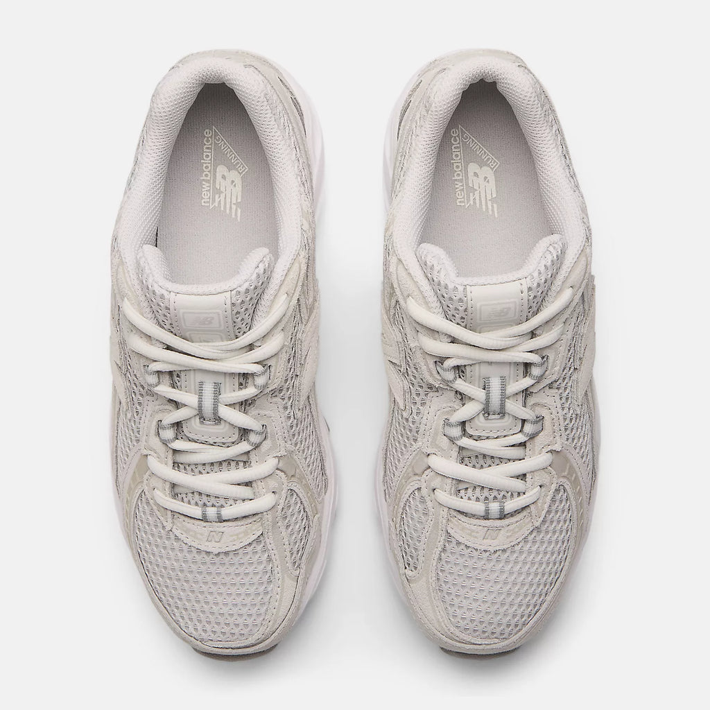 New Balance 740 Grijs