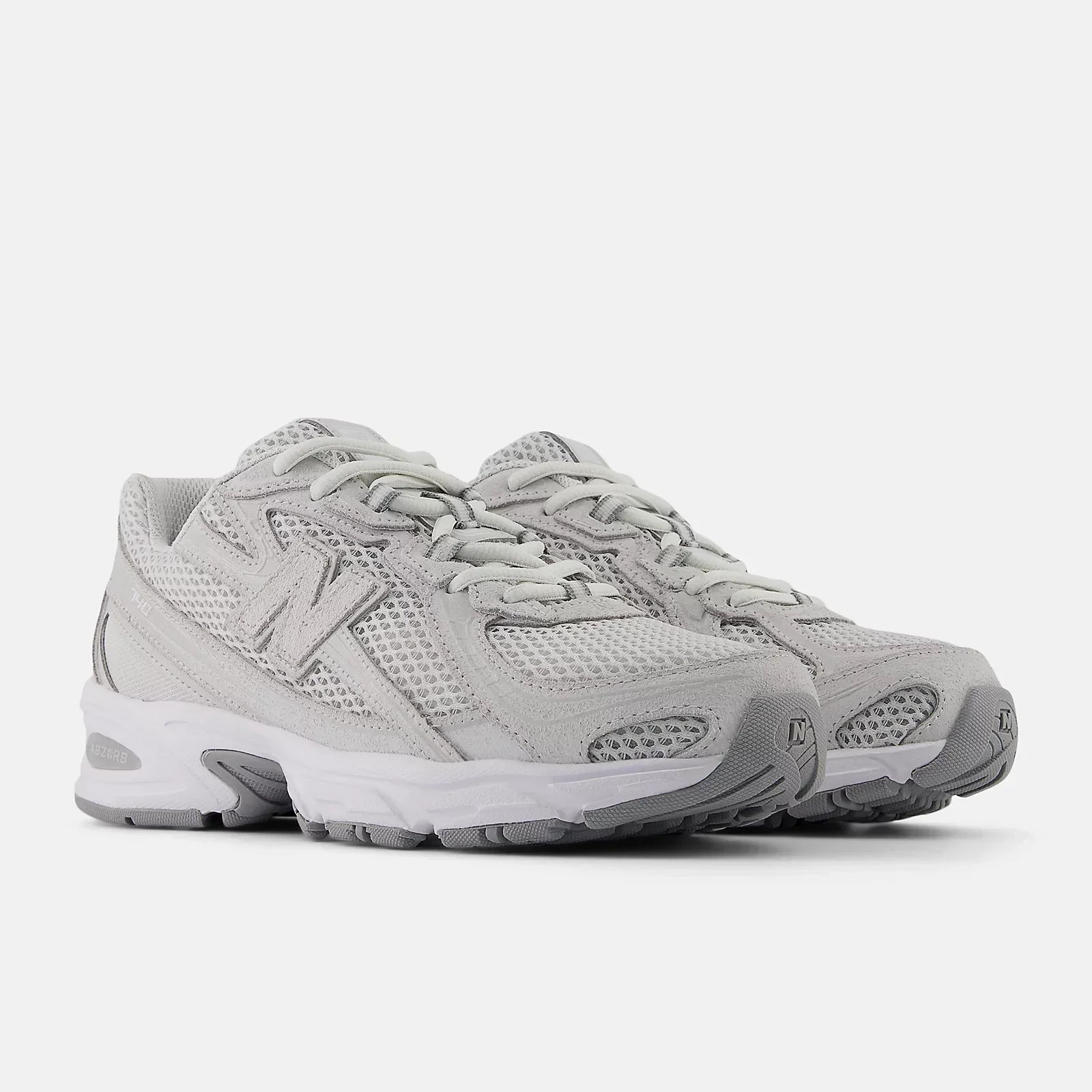 New Balance 740 Grijs
