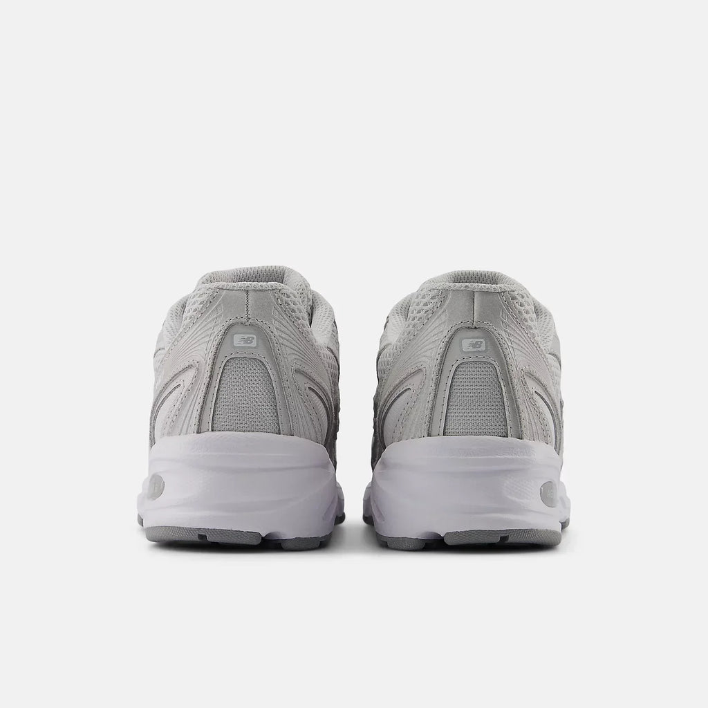 New Balance 740 Grijs