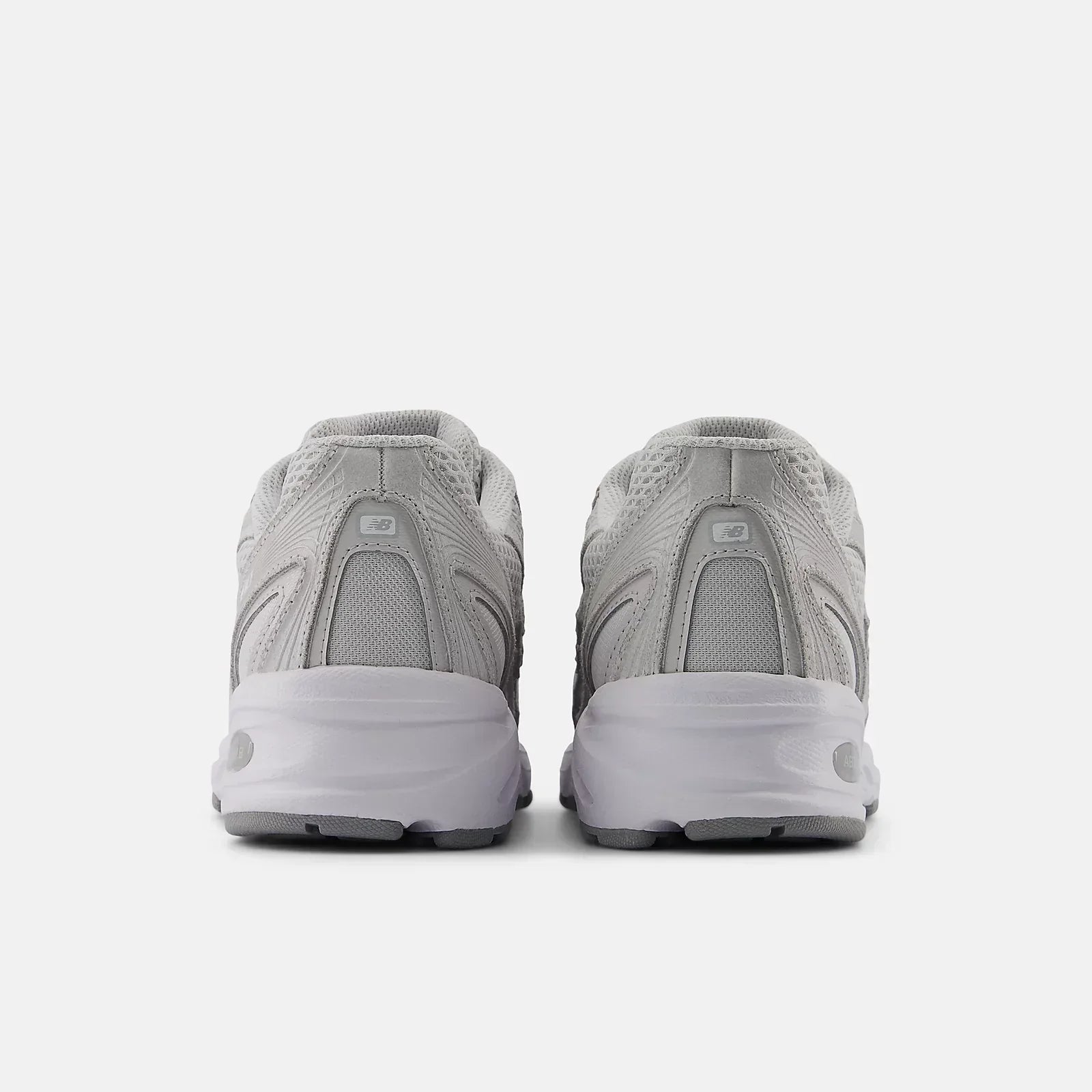 New Balance 740 Grijs